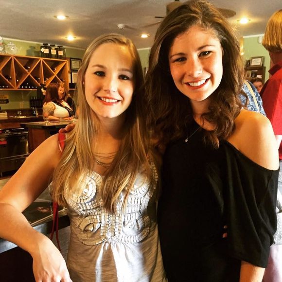 Meet your Posher, Leah - Picture 1 of 1